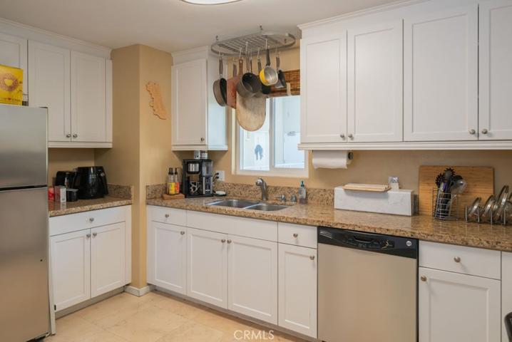 1055 Orizaba Avenue Unit 15, Long Beach, California 90804