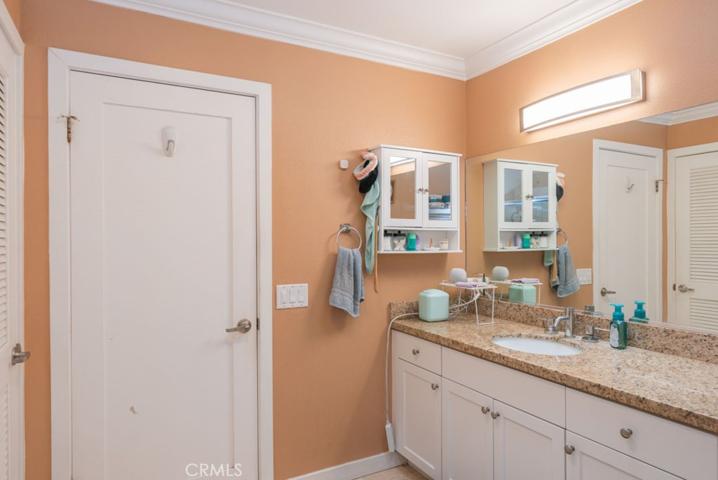 1055 Orizaba Avenue Unit 15, Long Beach, California 90804