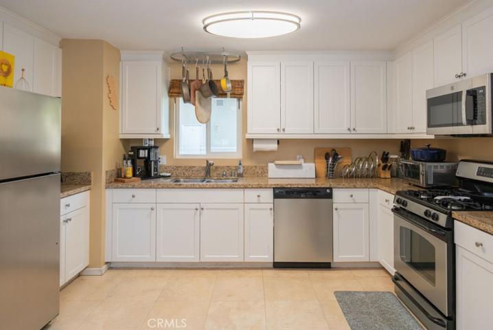 1055 Orizaba Avenue Unit 15, Long Beach, California 90804