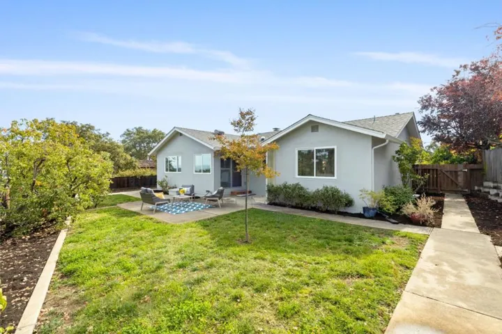3616 Midfield Way, Redwood City, California 94062