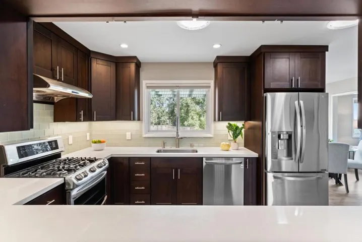 3616 Midfield Way, Redwood City, California 94062