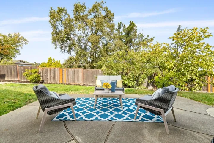 3616 Midfield Way, Redwood City, California 94062