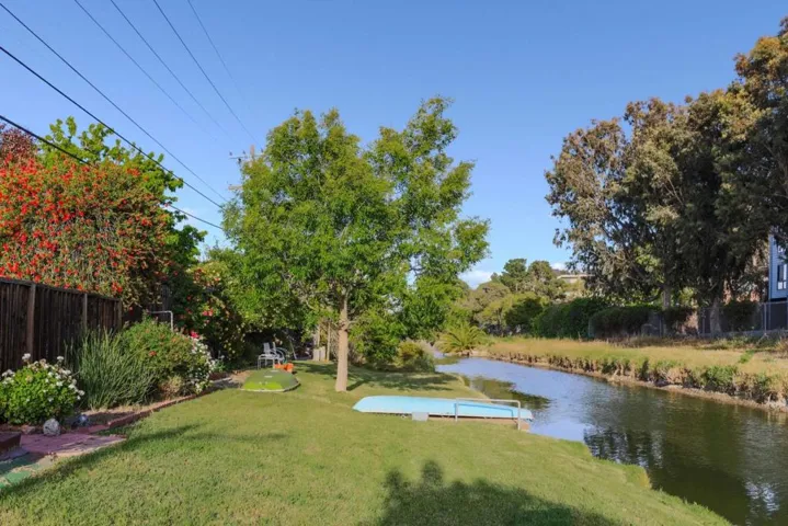 248 E 40th Avenue, San Mateo, California 94403