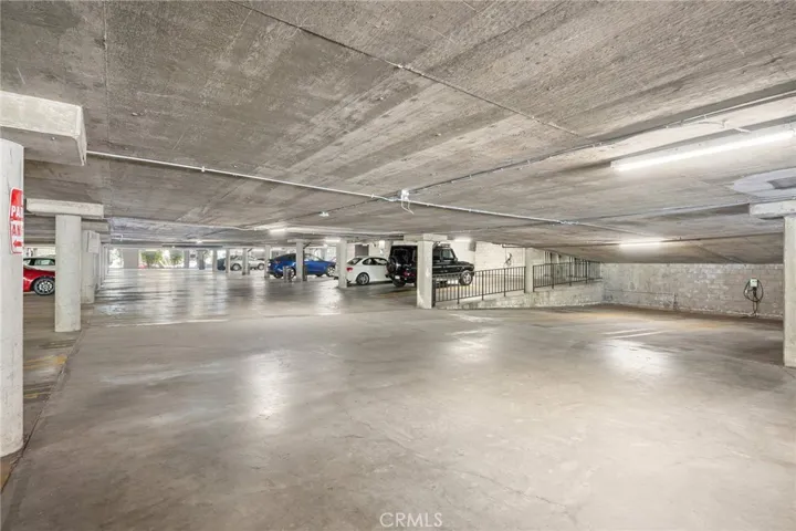 7320 Hawthorn Avenue Unit 122, Los Angeles, California 90046
