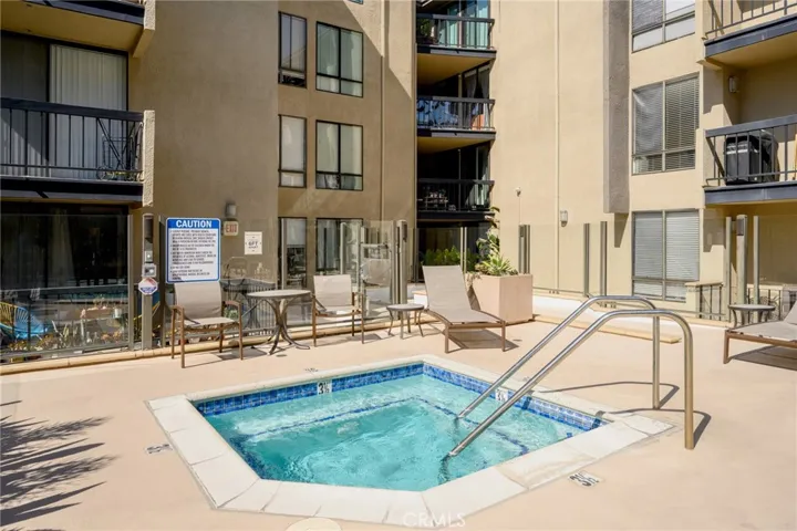 7320 Hawthorn Avenue Unit 122, Los Angeles, California 90046