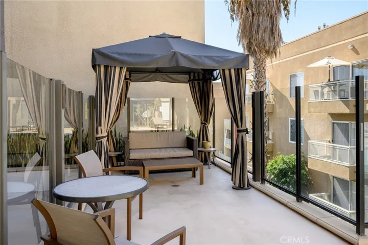 7320 Hawthorn Avenue Unit 122, Los Angeles, California 90046