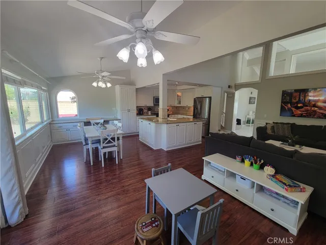 21035 Cimmaron Lane, Rancho Santa Margarita, California 92679