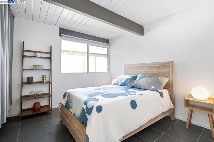 5524 Greenridge Rd, Castro Valley, California 94552