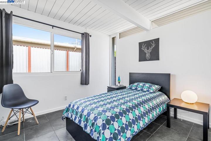 5524 Greenridge Rd, Castro Valley, California 94552
