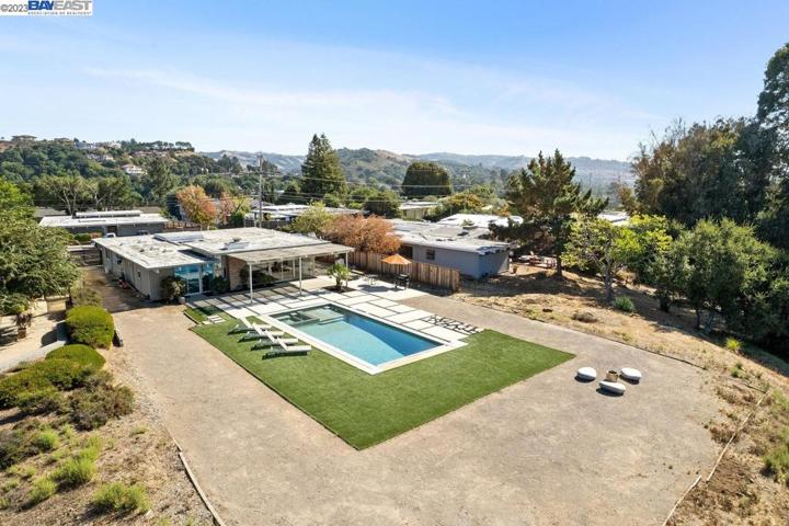 5524 Greenridge Rd, Castro Valley, California 94552