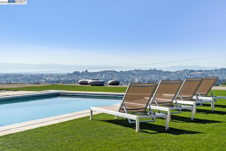5524 Greenridge Rd, Castro Valley, California 94552