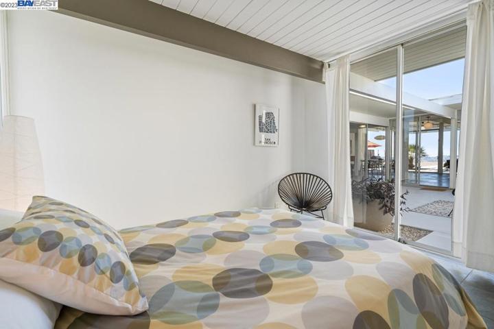 5524 Greenridge Rd, Castro Valley, California 94552