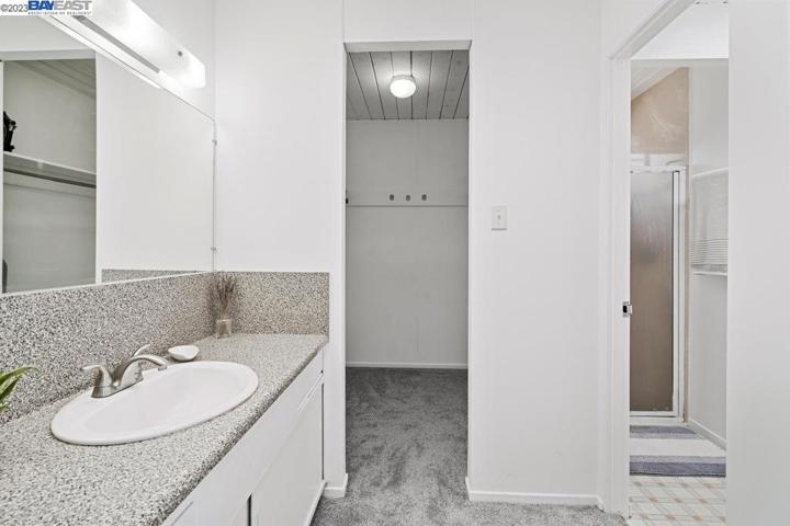 5524 Greenridge Rd, Castro Valley, California 94552
