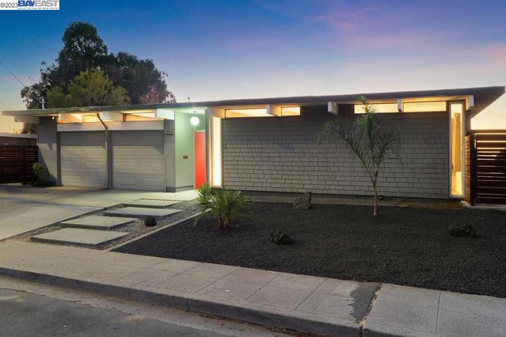 5524 Greenridge Rd, Castro Valley, California 94552