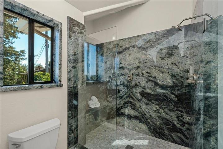 310 Tanner Heights Drive, Santa Cruz, California 95060