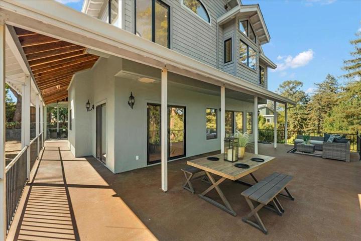 310 Tanner Heights Drive, Santa Cruz, California 95060