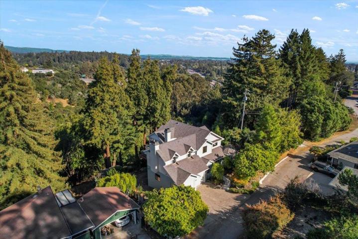 310 Tanner Heights Drive, Santa Cruz, California 95060
