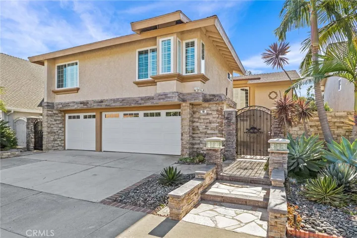9 Plymouth, Irvine, California 92620