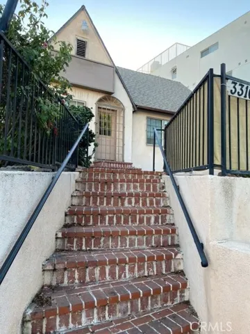 3310 Beverly Boulevard, Los Angeles, California 90004