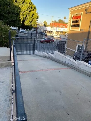 3310 Beverly Boulevard, Los Angeles, California 90004