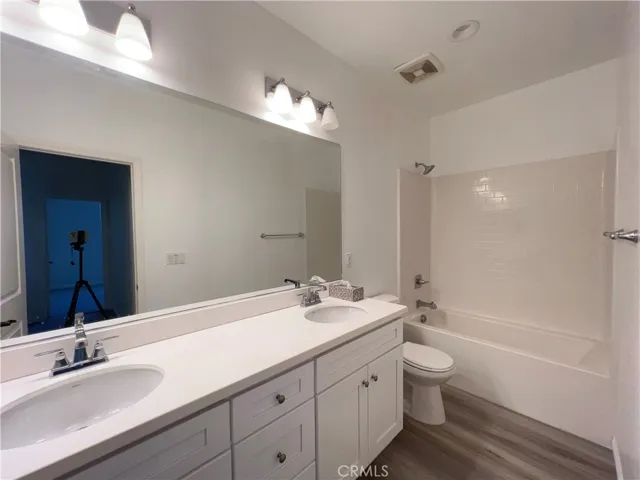 3125 E Artessa Way, Ontario, California 91761