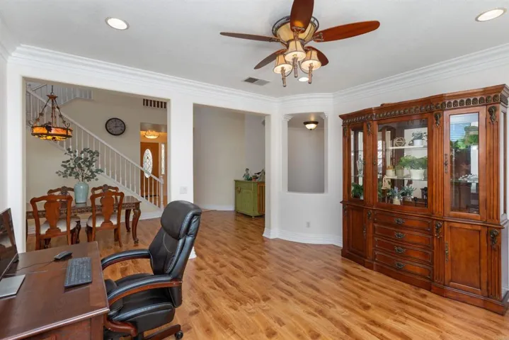 1100 Via Vera Cruz, San Marcos, California 92078