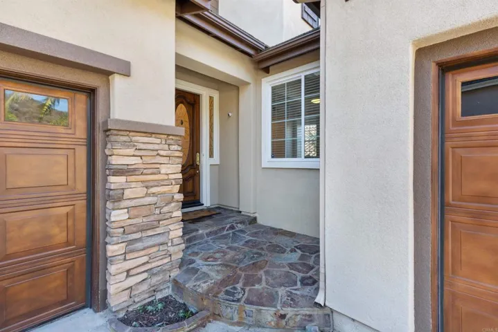 1100 Via Vera Cruz, San Marcos, California 92078