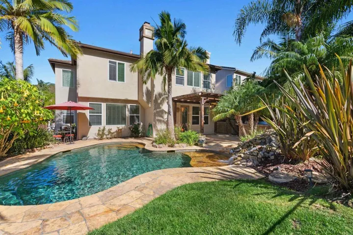1100 Via Vera Cruz, San Marcos, California 92078