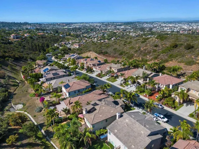 1100 Via Vera Cruz, San Marcos, California 92078