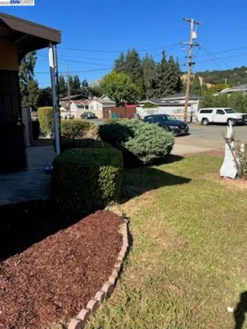 10611 Mark St, Oakland, California 94605