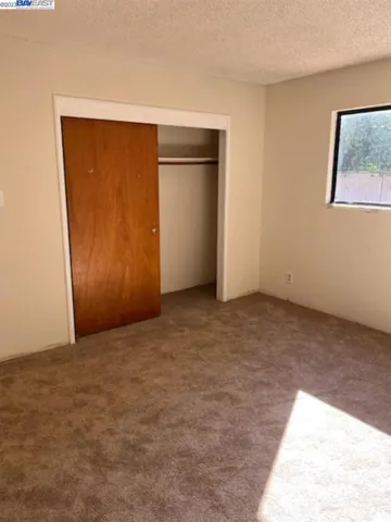 10611 Mark St, Oakland, California 94605