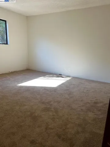 10611 Mark St, Oakland, California 94605