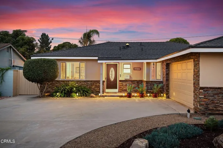 Front Twilight 1