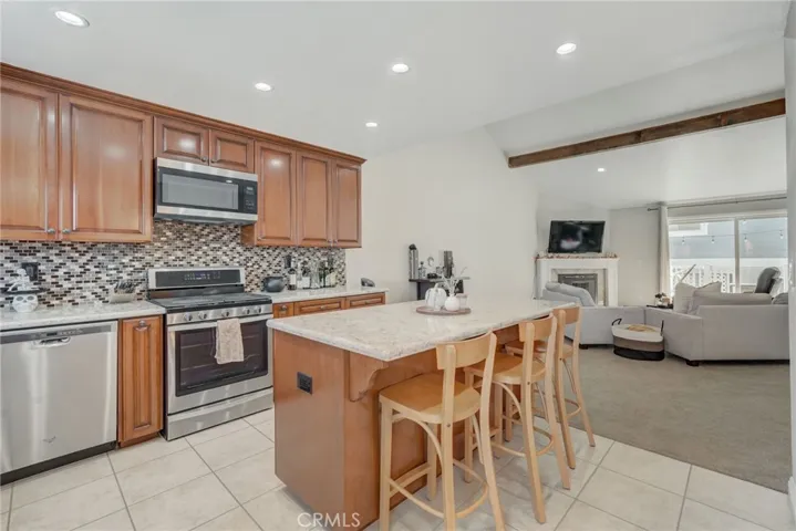 710 N Guadalupe Avenue Unit 2, Redondo Beach, California 90277