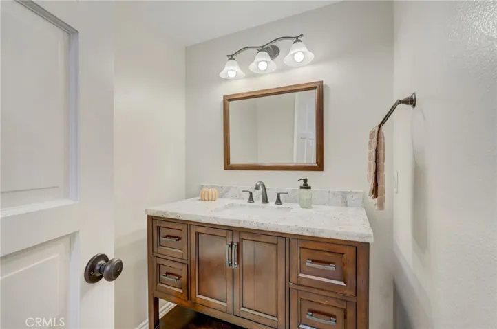 710 N Guadalupe Avenue Unit 2, Redondo Beach, California 90277