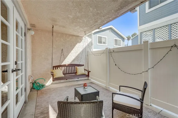 710 N Guadalupe Avenue Unit 2, Redondo Beach, California 90277