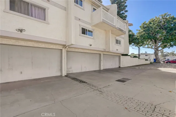 710 N Guadalupe Avenue Unit 2, Redondo Beach, California 90277