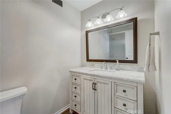 710 N Guadalupe Avenue Unit 2, Redondo Beach, California 90277