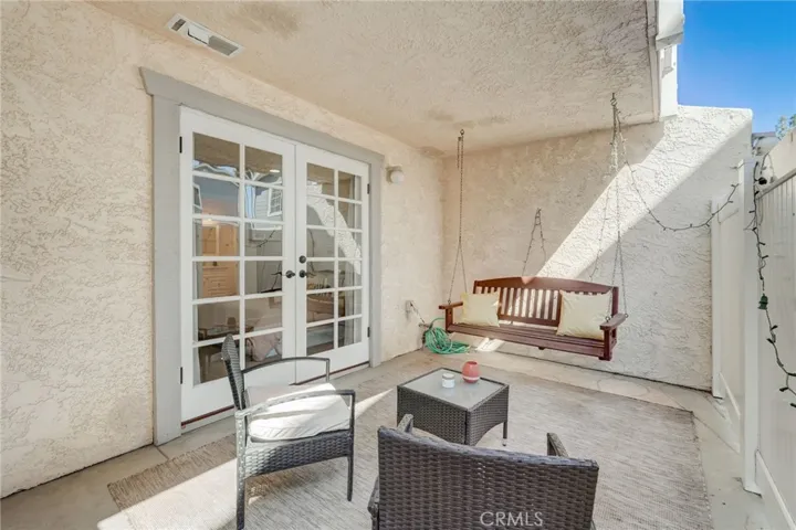 710 N Guadalupe Avenue Unit 2, Redondo Beach, California 90277
