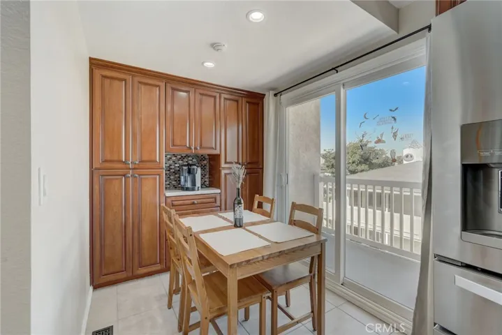 710 N Guadalupe Avenue Unit 2, Redondo Beach, California 90277