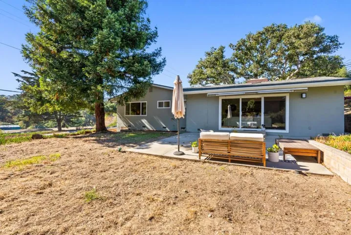 2 Carlton Drive, Del Rey Oaks, California 93940