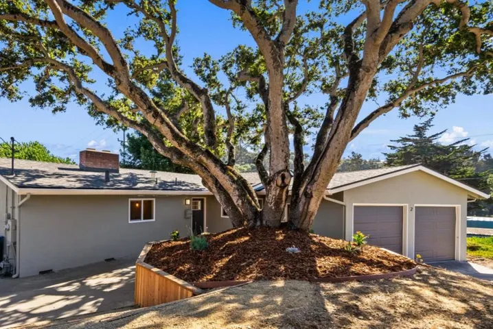 2 Carlton Drive, Del Rey Oaks, California 93940