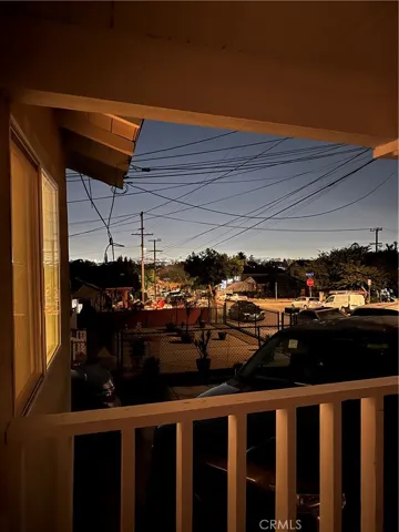 Front House #916
Evening City Lights