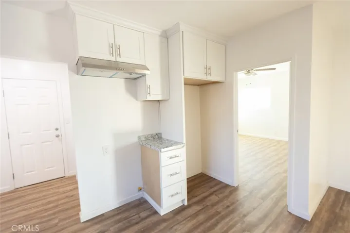 Front House #916 
Kitchen