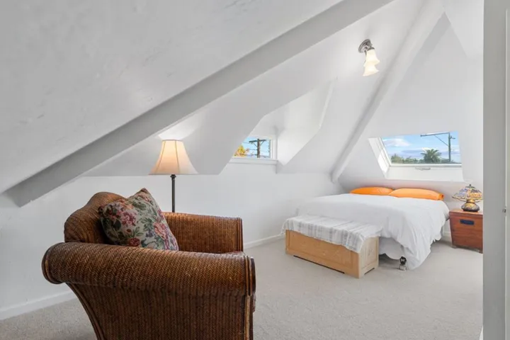 1230 Broadway, Santa Cruz, California 95062