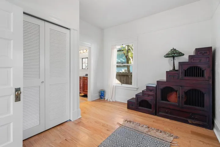 1230 Broadway, Santa Cruz, California 95062