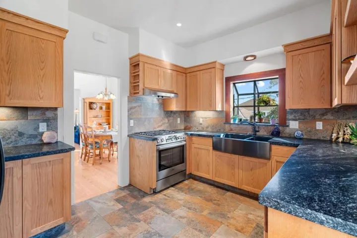 1230 Broadway, Santa Cruz, California 95062