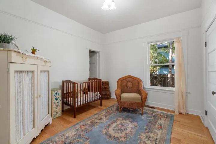 1230 Broadway, Santa Cruz, California 95062