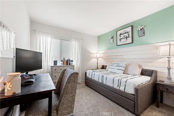 3012 Via Bella Rosa Avenue, Rosamond, California 93560