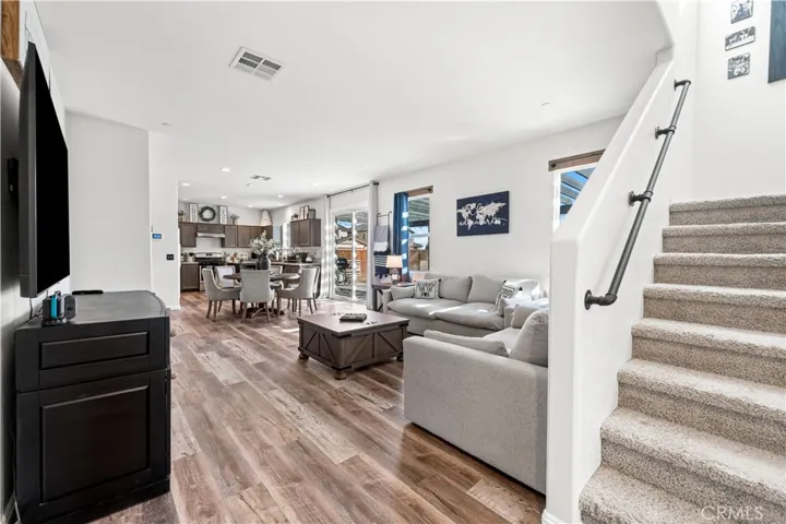 3012 Via Bella Rosa Avenue, Rosamond, California 93560